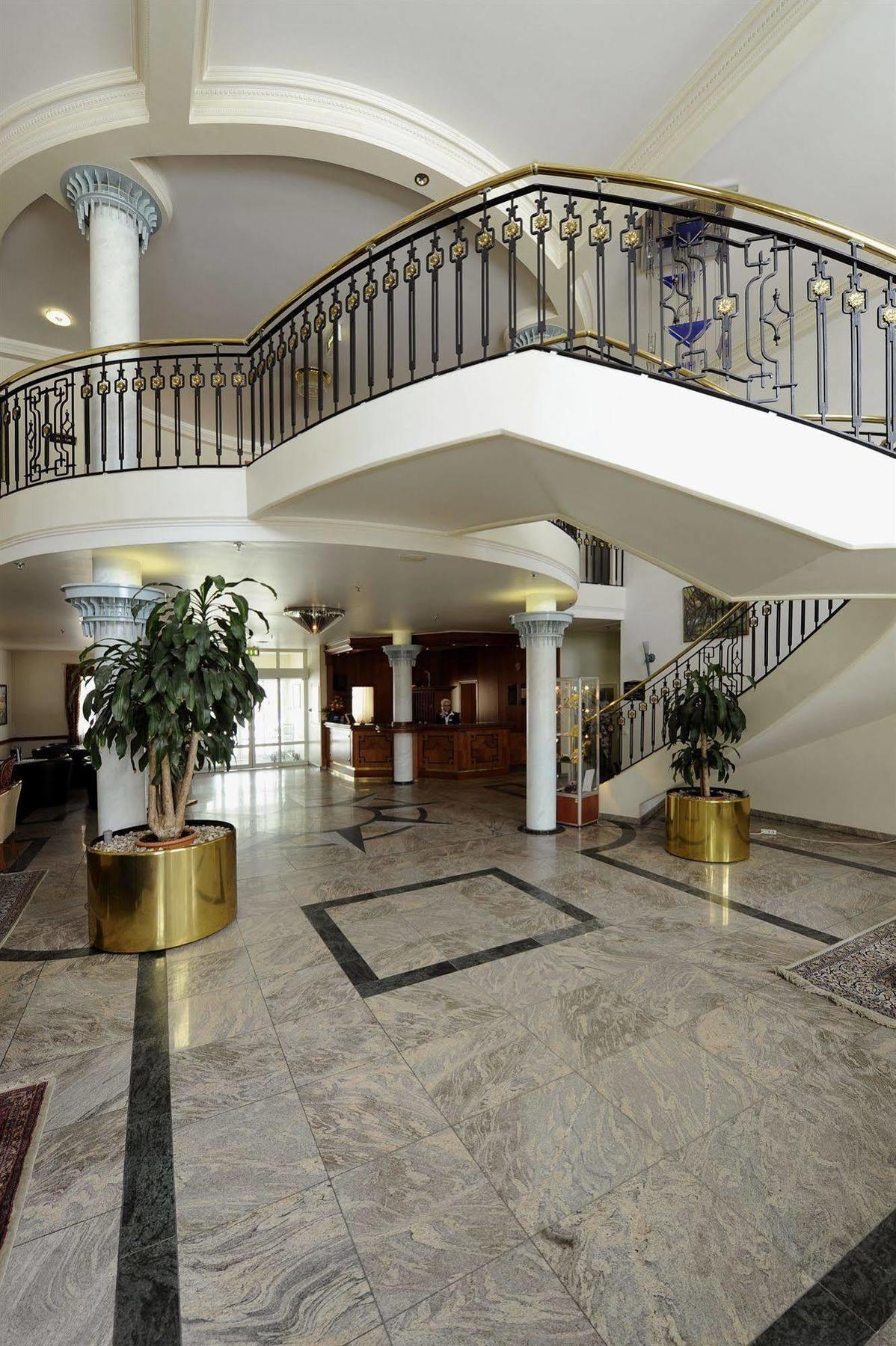 Bernstein Schlosshotel Ballenstedt Extérieur photo
